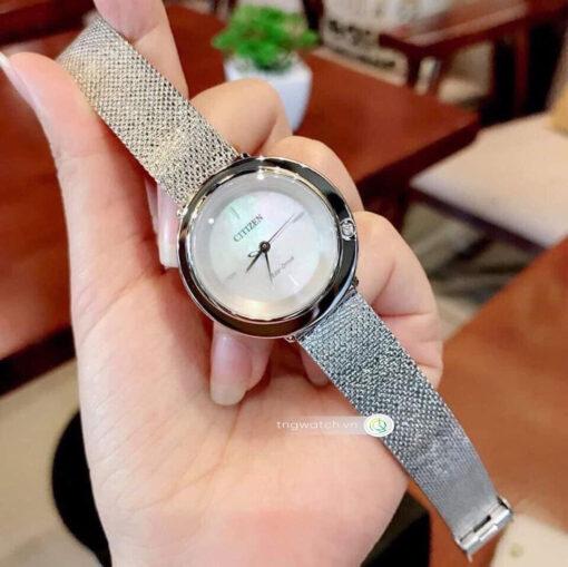 Đồng hồ Citizen Eco Drive EM0640-58D