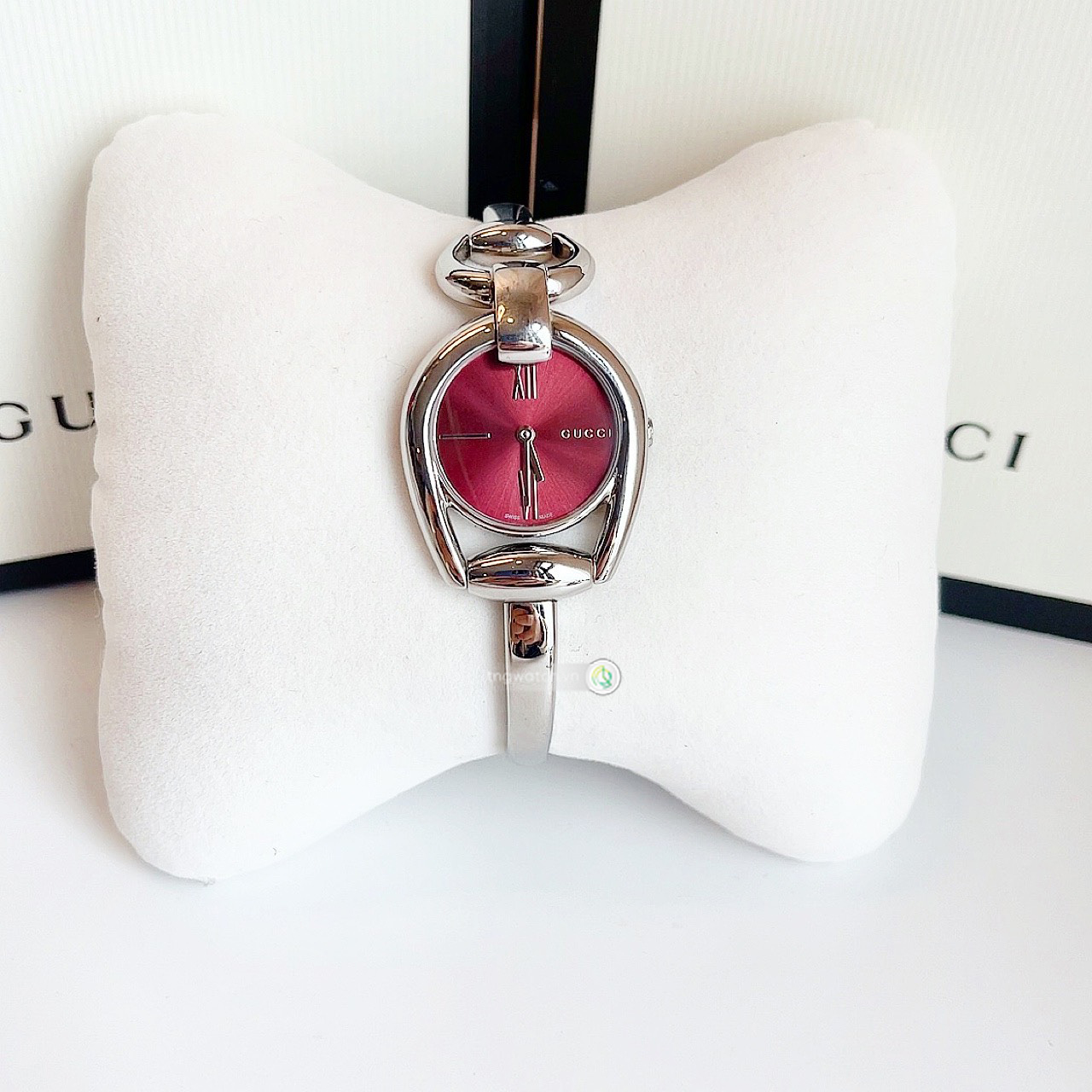 Đồng hồ Gucci Horsebit Collection Red YA139502