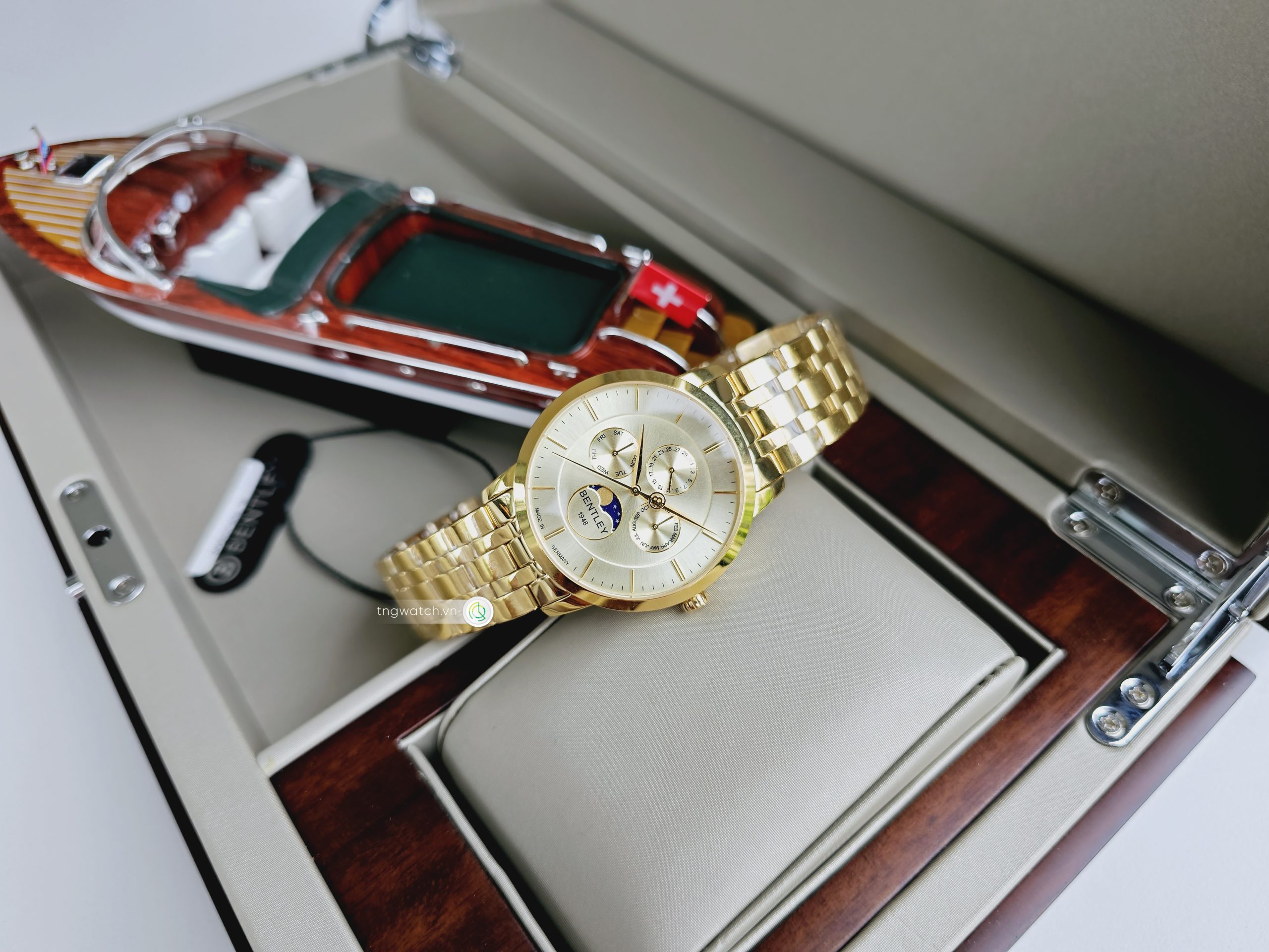 Đồng hồ Bentley BL1806-20MKWI